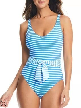 Bleu Rod Beattie Smooth Operator Scoop Neck Belted One-Piece Swimsuit, 8